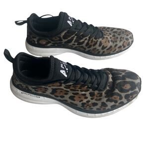 APL Phantom Size 8 38.5 Vegan Pony Hair Animal Print Running Shoes Trainers Gym
